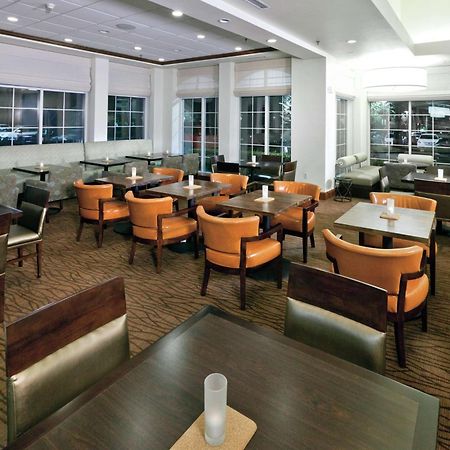 Hilton Garden Inn Ontario Rancho Cucamonga Extérieur photo