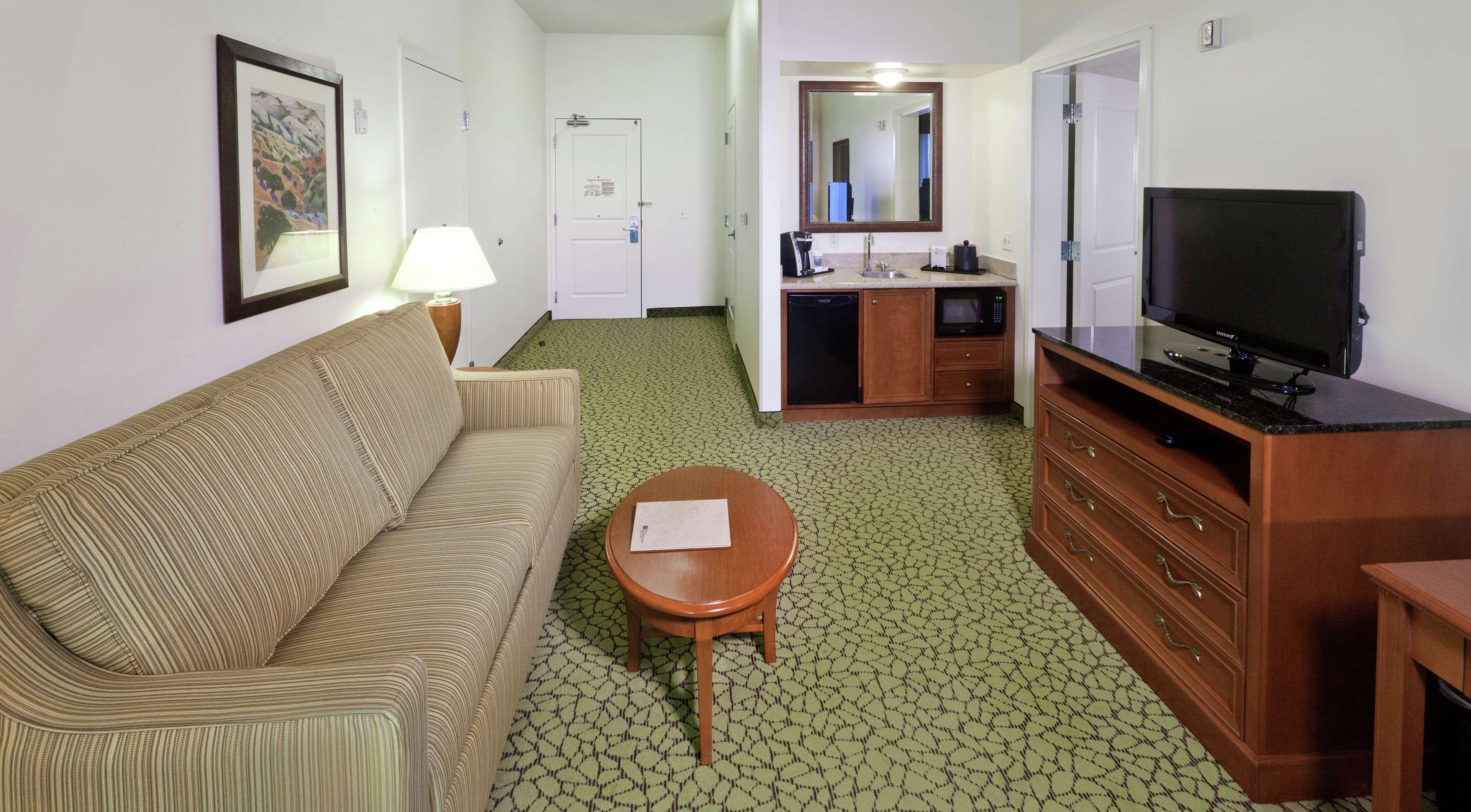 Hilton Garden Inn Ontario Rancho Cucamonga Extérieur photo