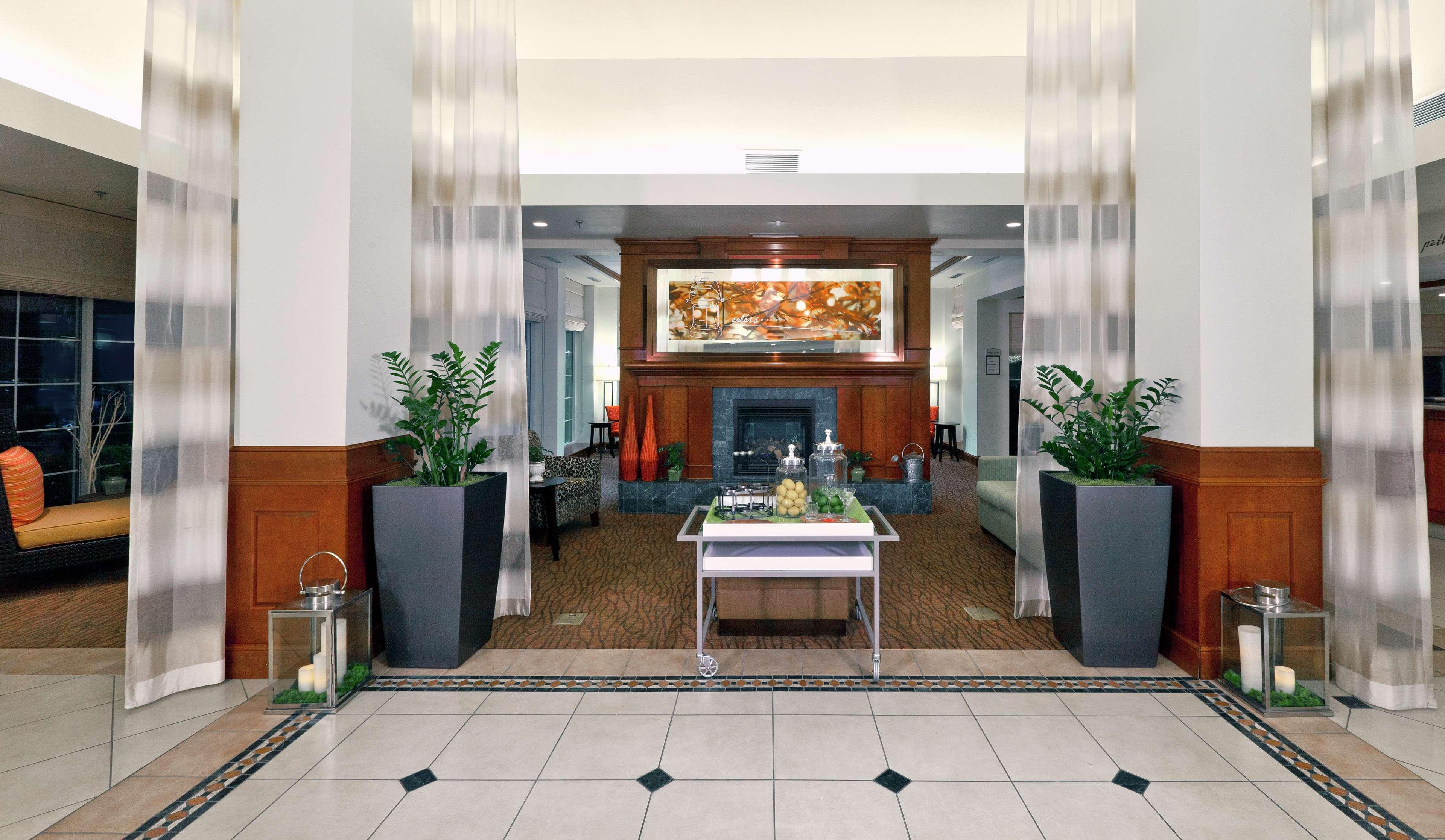 Hilton Garden Inn Ontario Rancho Cucamonga Extérieur photo