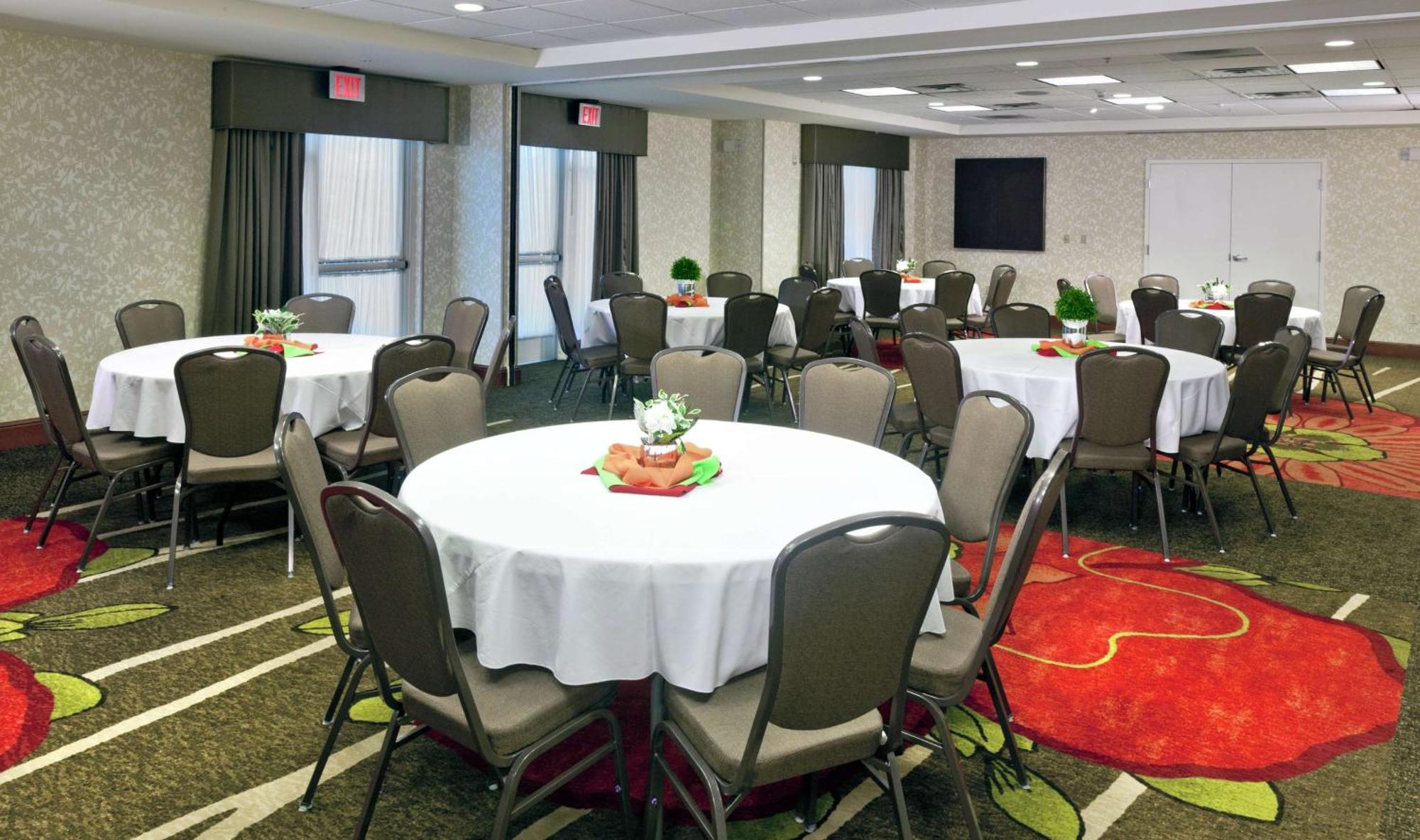 Hilton Garden Inn Ontario Rancho Cucamonga Extérieur photo