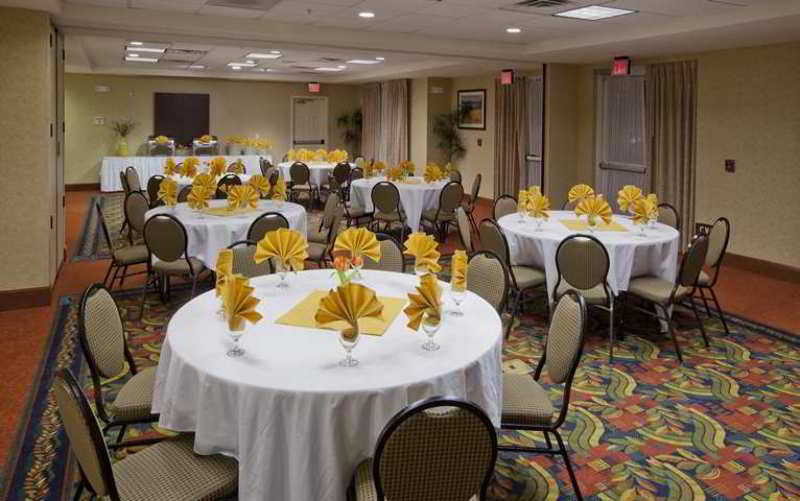 Hilton Garden Inn Ontario Rancho Cucamonga Extérieur photo